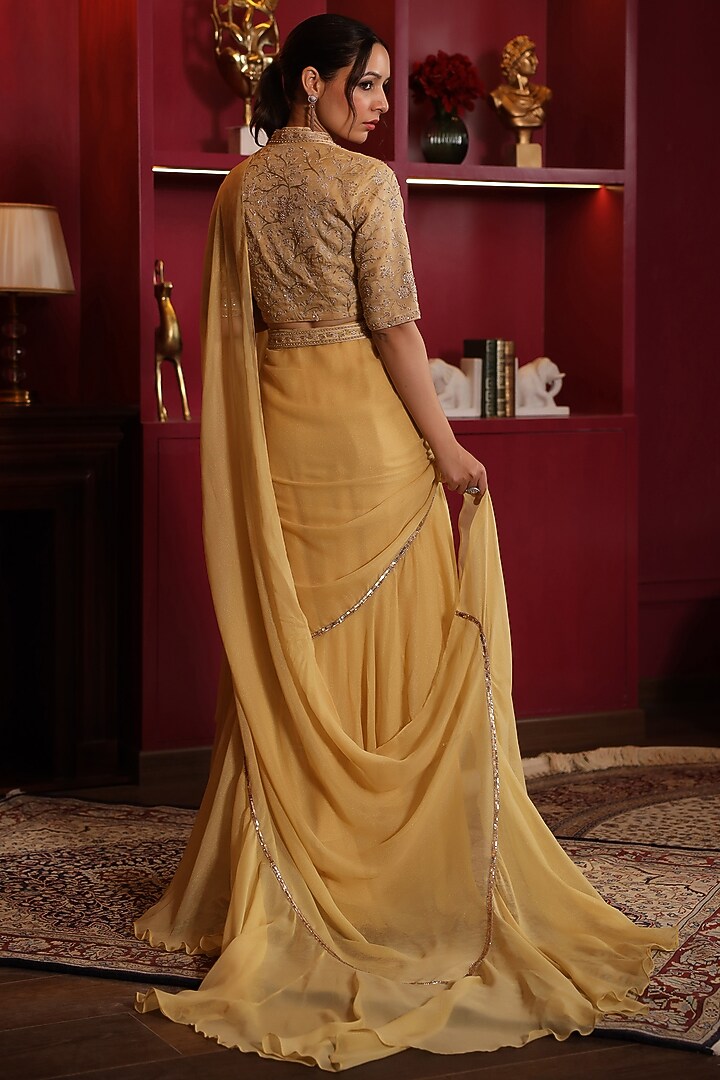 Beige Shimmer Georgette Draped Wedding Saree Set by K-ANSHIKA Jaipur at Pernia's Pop Up Shop