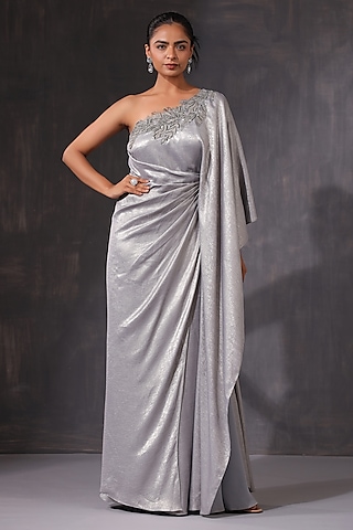 silver satin evening dress Zapaka Women Silver Satin Prom Dress With Slit Mermaid Pleated Sheer Long Corset Sequin Evening Dress With Appliques, Silver / US26W main image 1