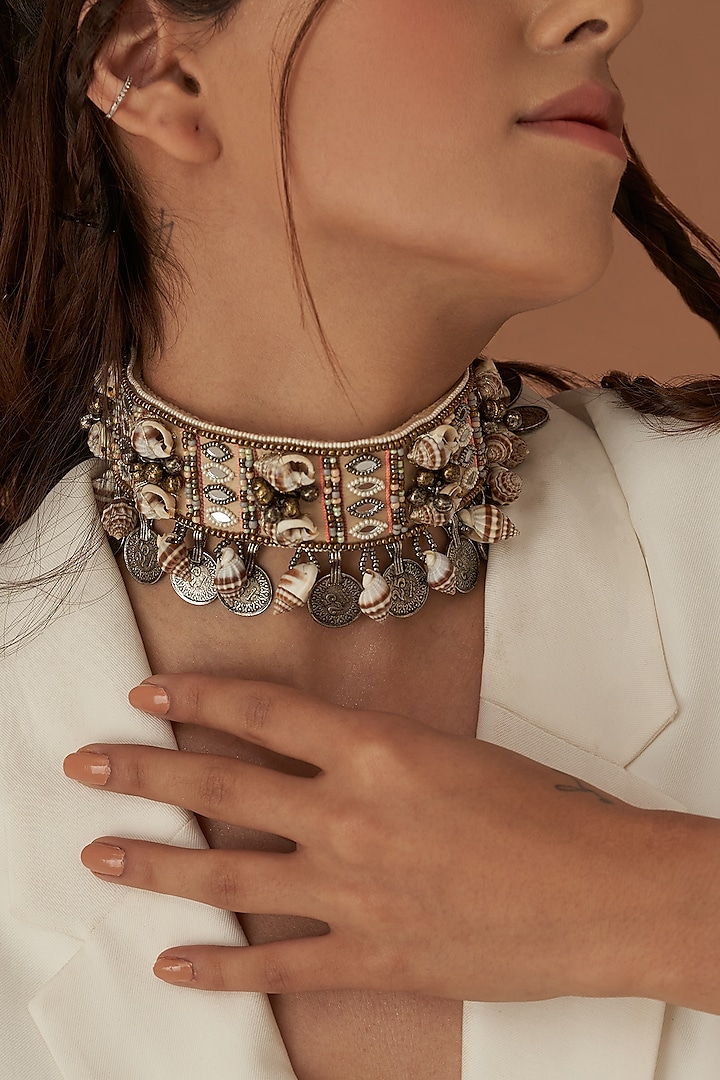 Beige Seashell Choker Necklace by KnotMeCute