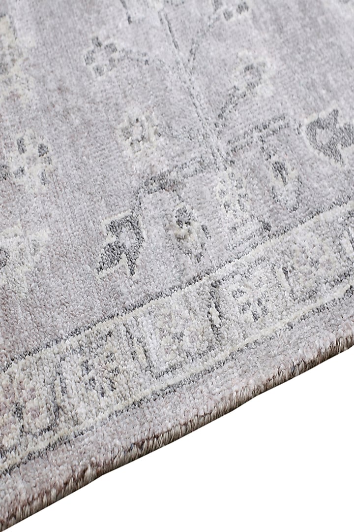 Silver Hand-Knotted Carpet by Knotty Rugs at Pernia's Pop Up Shop