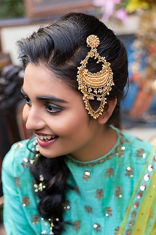 Gold Finish Embroidered Pasa by KANYAADHAN BY DHIRAJAAYUSHI