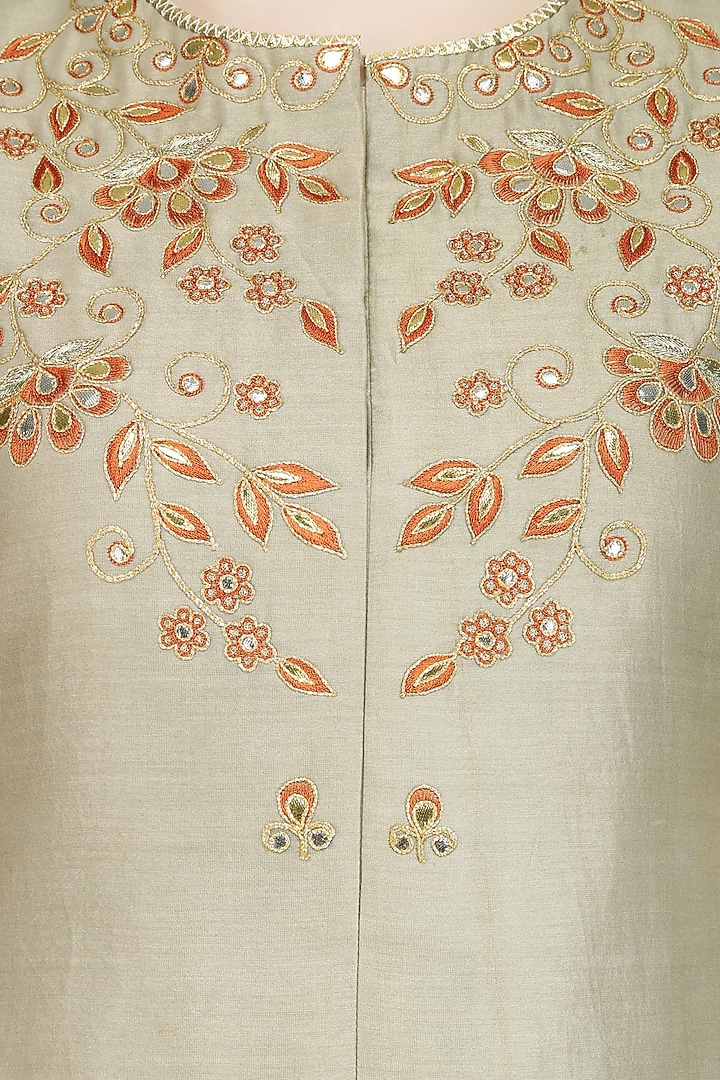 Beige gota patti work C cut kurta with shibori palazzo pants available only at Pernia's Pop Up Shop.