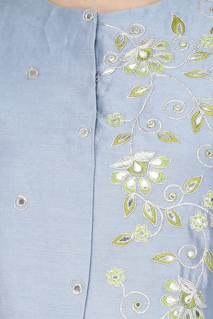 Grey floral embroidered kurta with dhoti pants available only at Pernia's Pop Up Shop.