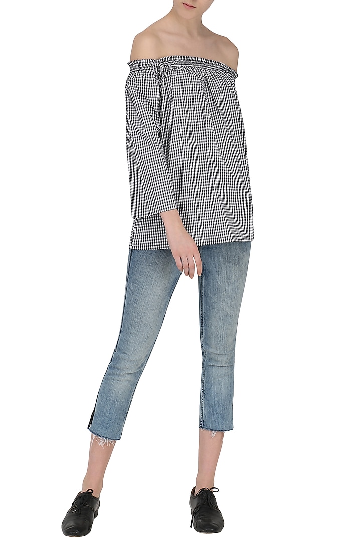 Black and white checkered top available only at Pernia's Pop Up Shop.