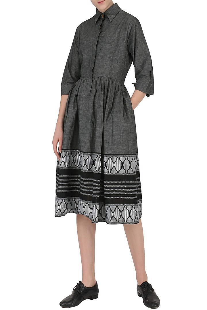Grey pleated printed dress available only at Pernia's Pop Up Shop.