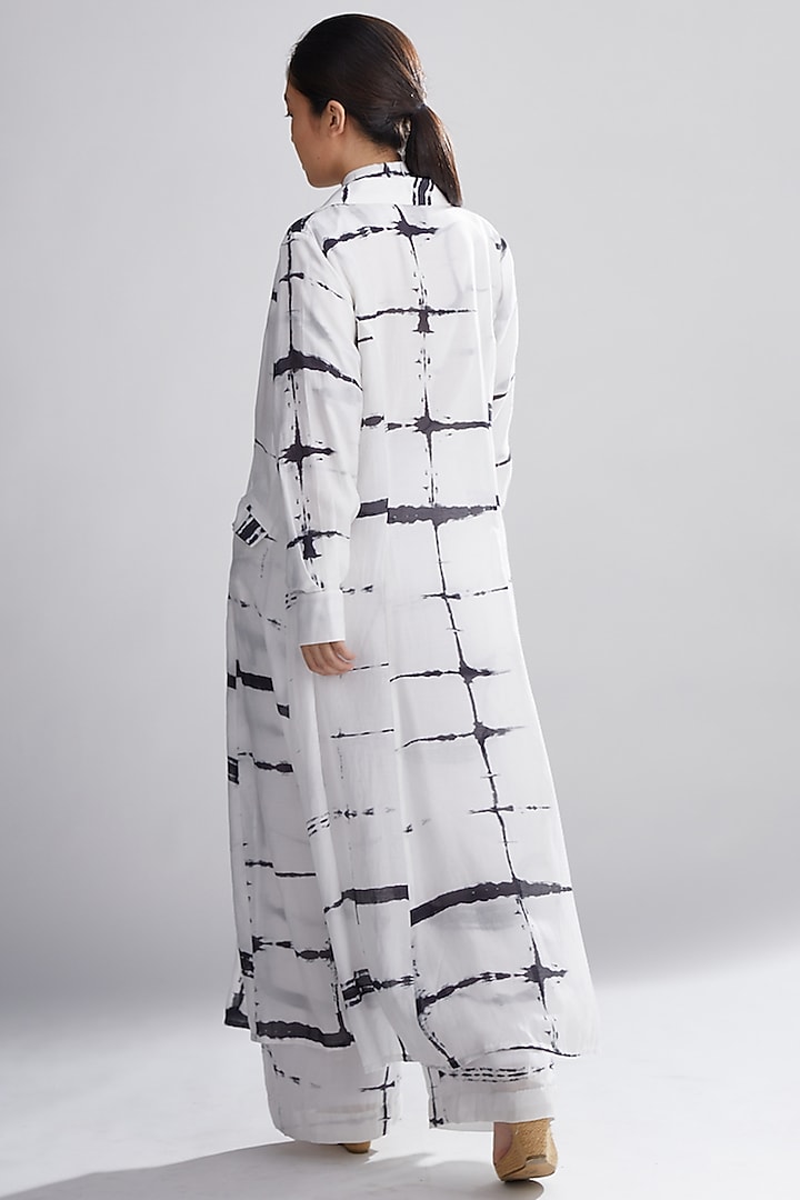 White & Black Printed Cape by Koai at Pernia's Pop Up Shop