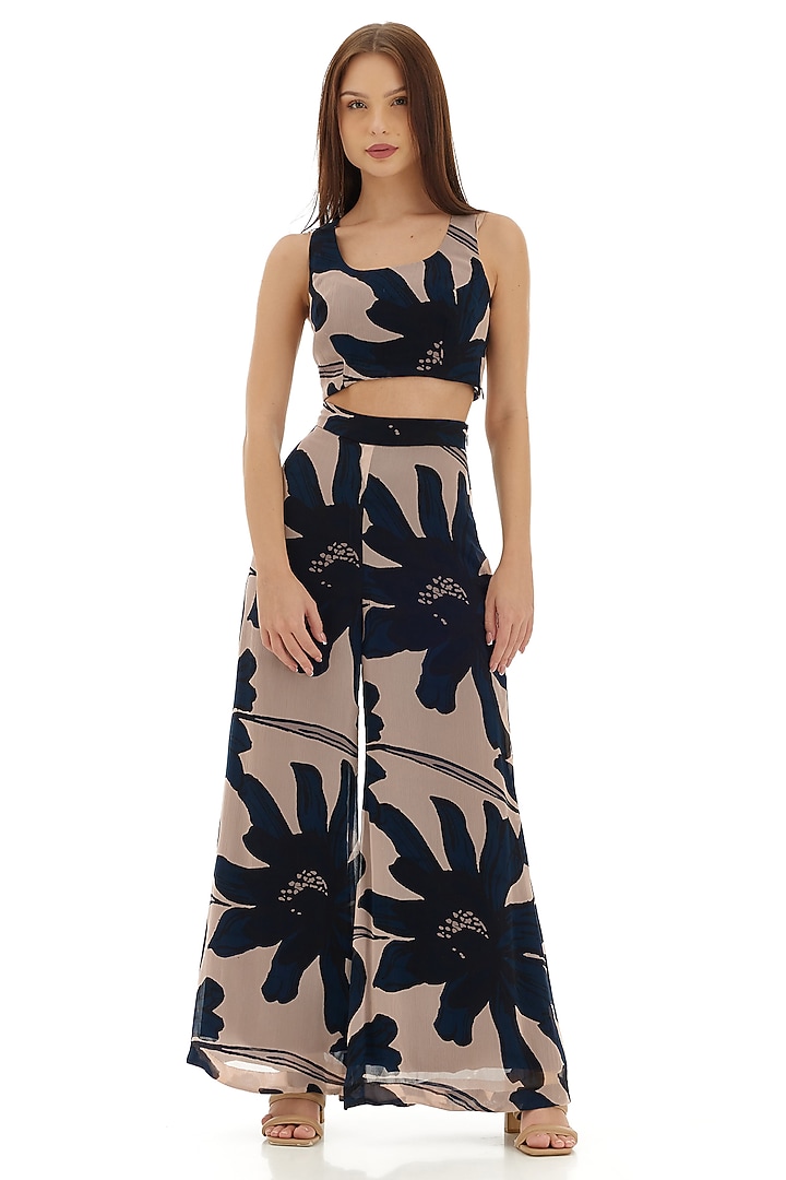 Off-White & Blue Chiffon Floral Printed Bustier by Koai at Pernia's Pop Up Shop