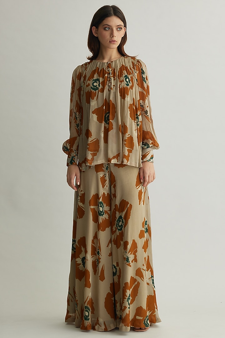 Beige & Rust Chiffon Floral Pleated Top by Koai at Pernia's Pop Up Shop