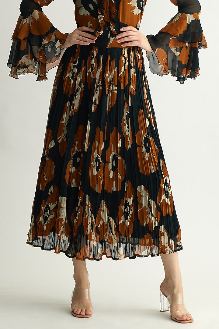 Black & Rust Chiffon Floral Crinkled Maxi Skirt by Koai at Pernia's Pop Up Shop