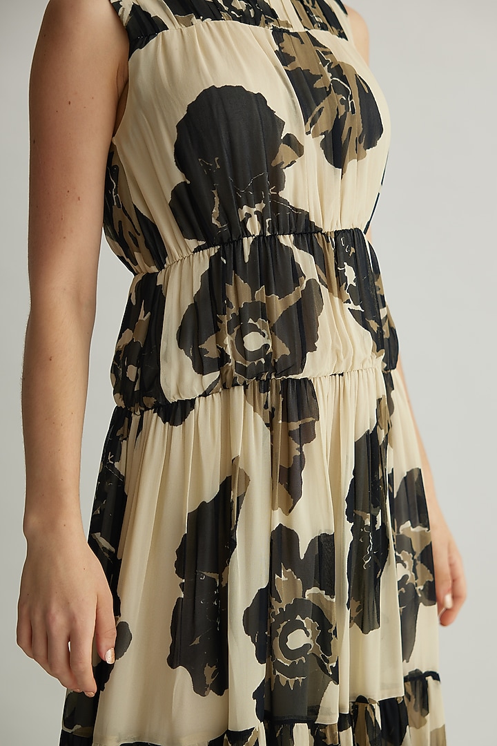 White & Black Georgette Floral Midi Vacation Dress by Koai at Pernia's Pop Up Shop
