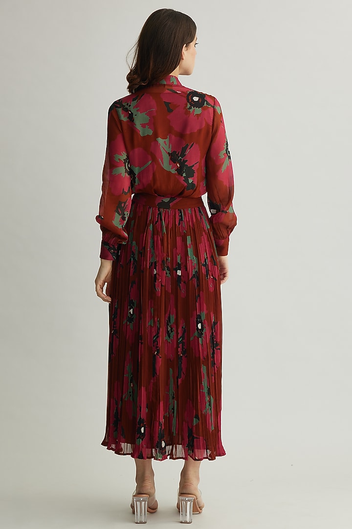 Red-Pink & Mint Georgette Floral Crinkled Skirt by Koai at Pernia's Pop Up Shop
