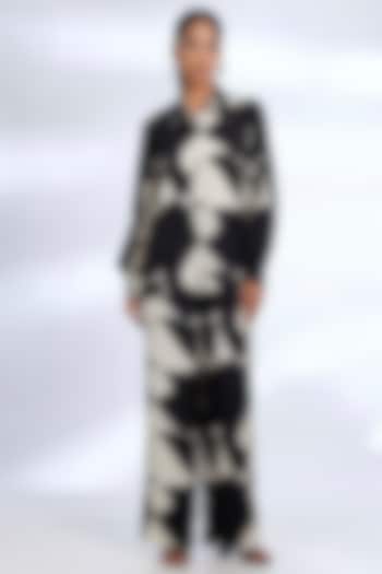 Black & White Muslin Cotton Silk Abstract Digital Printed Co-Ord Set by Koai at Pernia's Pop Up Shop
