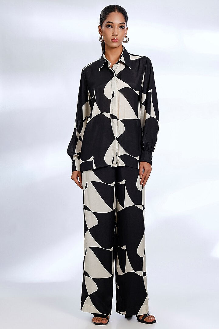 Black & White Muslin Cotton Silk Abstract Digital Printed Co-Ord Set by Koai at Pernia's Pop Up Shop