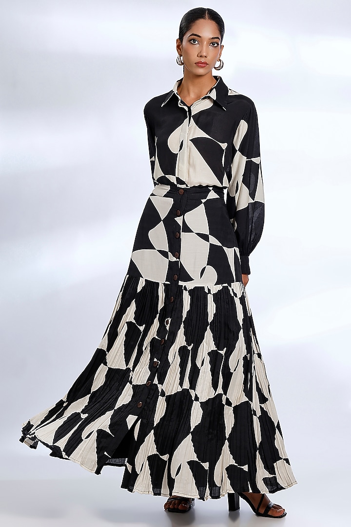 Black & White Muslin Cotton Silk Abstract Digital Printed Maxi Skirt by Koai at Pernia's Pop Up Shop