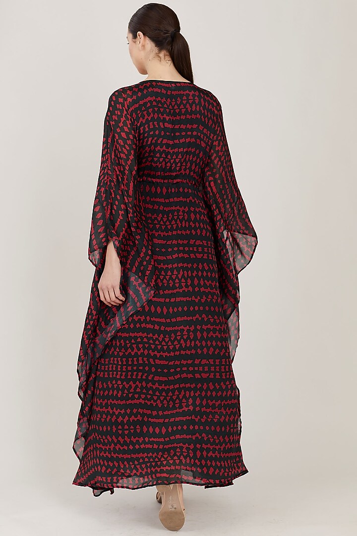 Dark Green & Dark Pink Printed Kaftan by Koai at Pernia's Pop Up Shop
