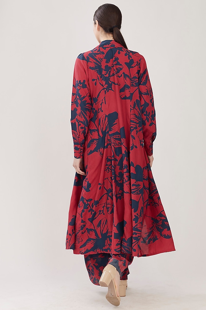 Blue & Red Floral Cape by Koai at Pernia's Pop Up Shop