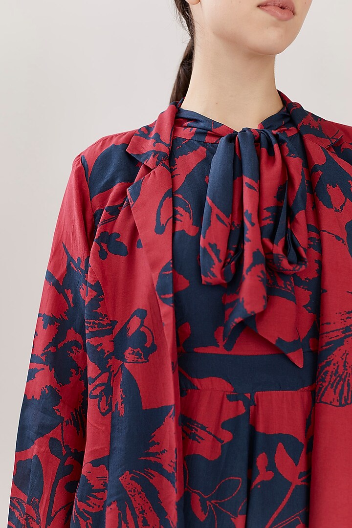 Blue & Red Floral Cape by Koai at Pernia's Pop Up Shop