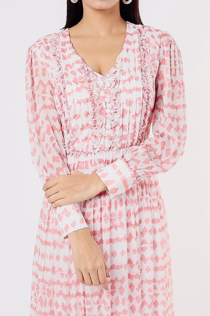 White & Pink Pleated Vacation Dress by Koai at Pernia's Pop Up Shop