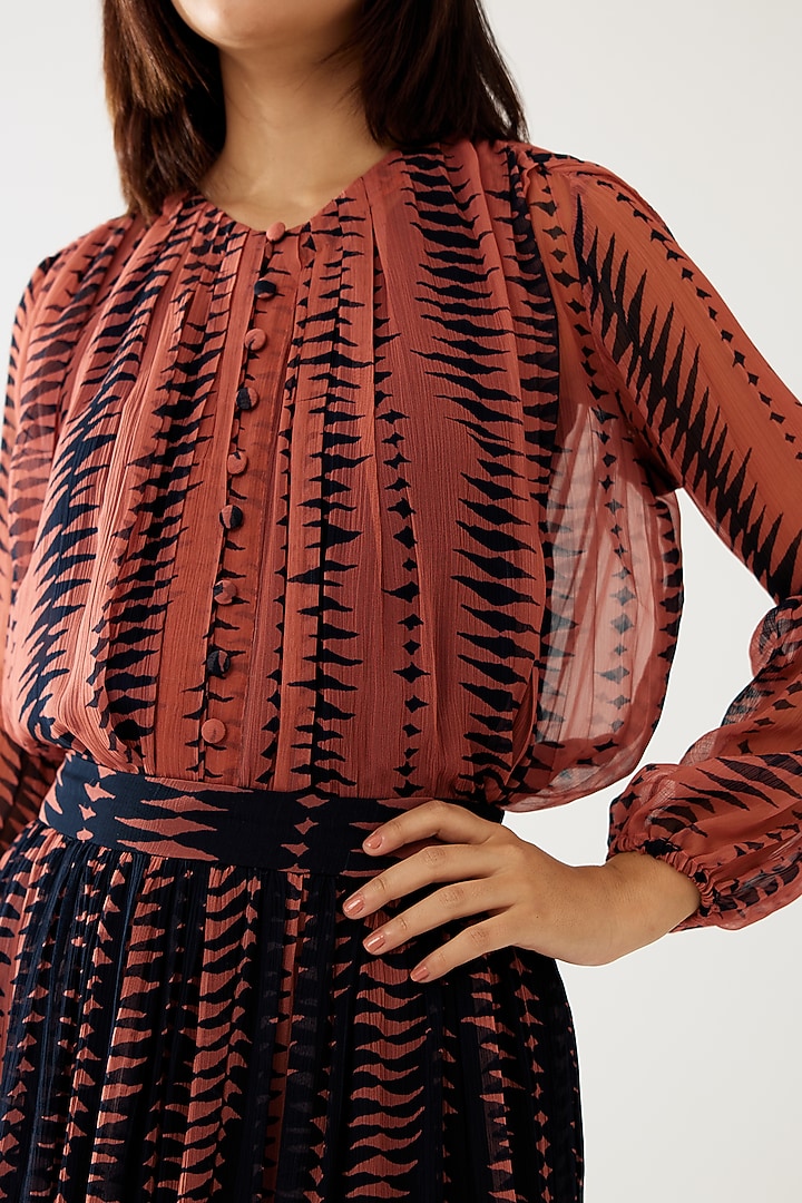 Pink & Dark Blue Chiffon Pleated Top by Koai at Pernia's Pop Up Shop