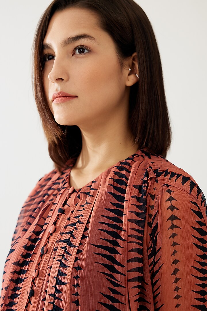 Pink & Dark Blue Chiffon Pleated Top by Koai at Pernia's Pop Up Shop