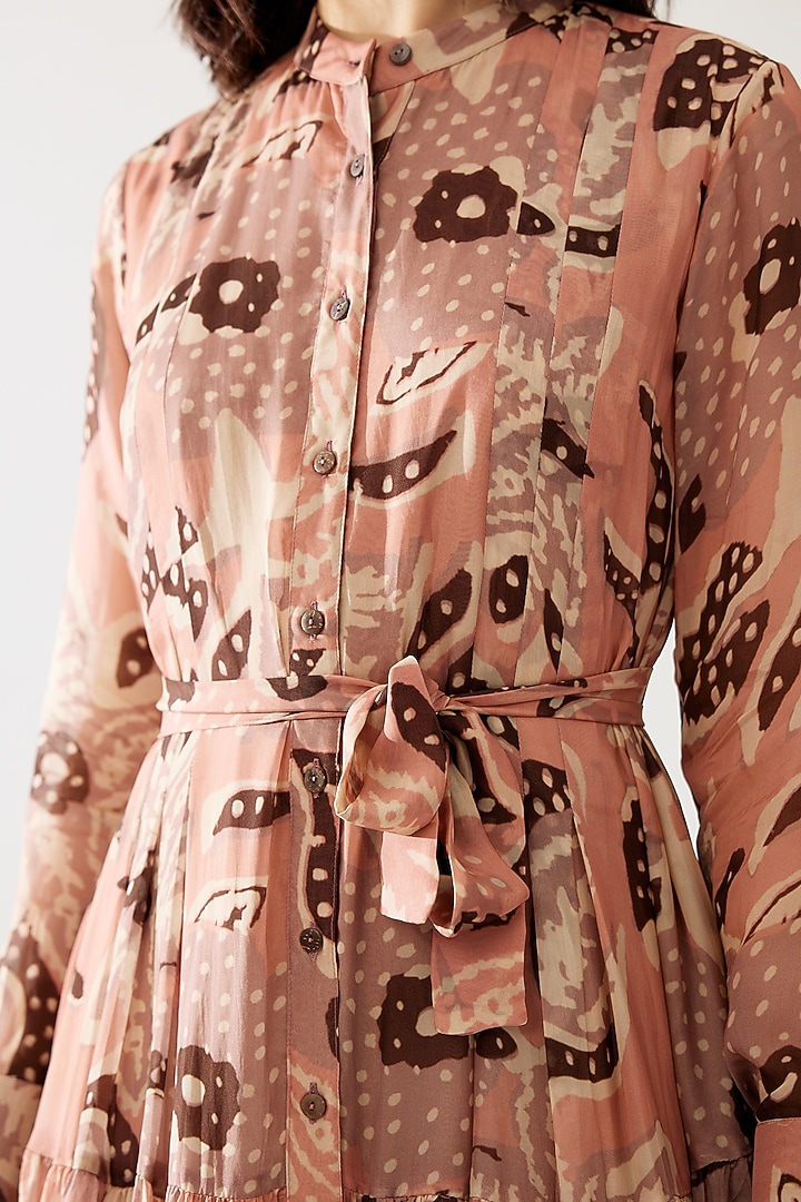 Peach & Cream Cupro Chiffon Floral Printed Vacation Dress With Belt by Koai at Pernia's Pop Up Shop