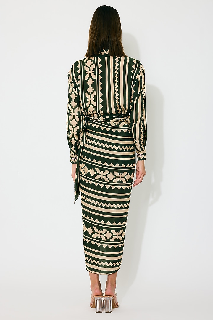Dark Green Cotton Silk Pattern Shirt by Koai at Pernia's Pop Up Shop