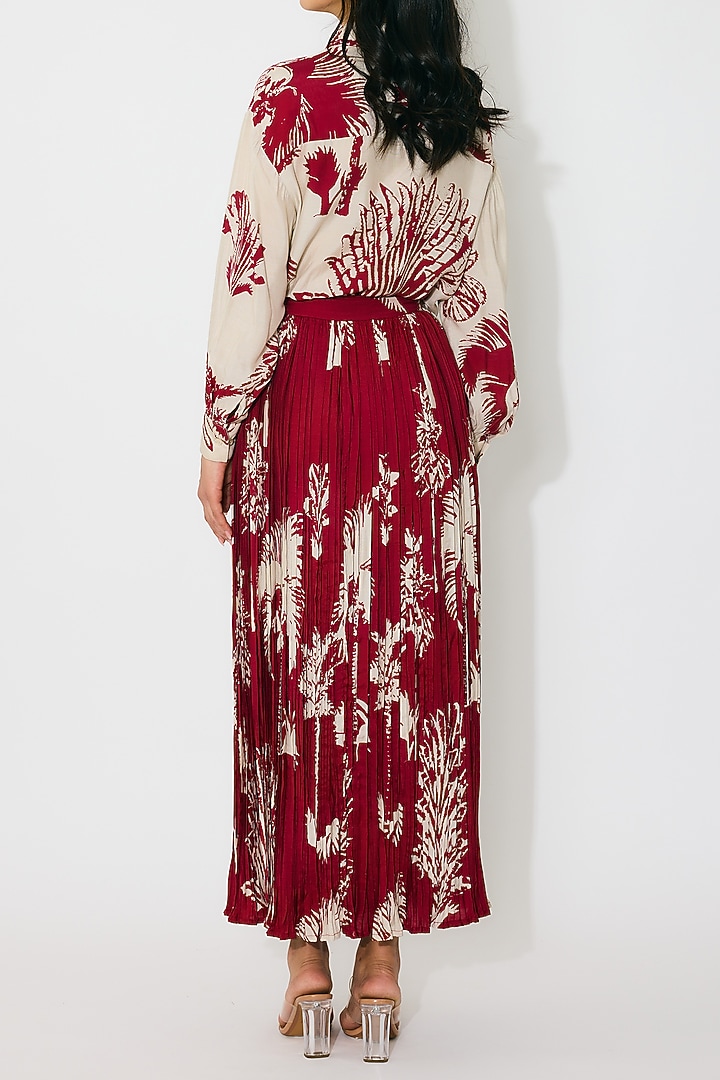 Beige & Red Muslin Cotton Silk Floral Printed Crinkled Skirt by Koai at Pernia's Pop Up Shop