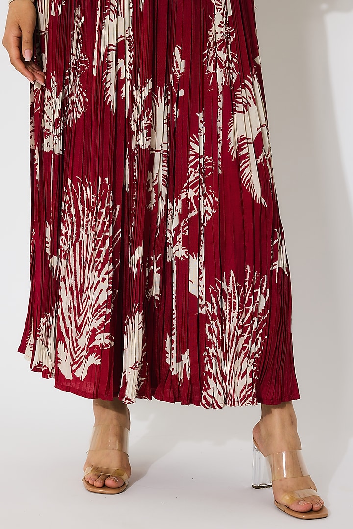 Beige & Red Muslin Cotton Silk Floral Printed Crinkled Skirt by Koai at Pernia's Pop Up Shop