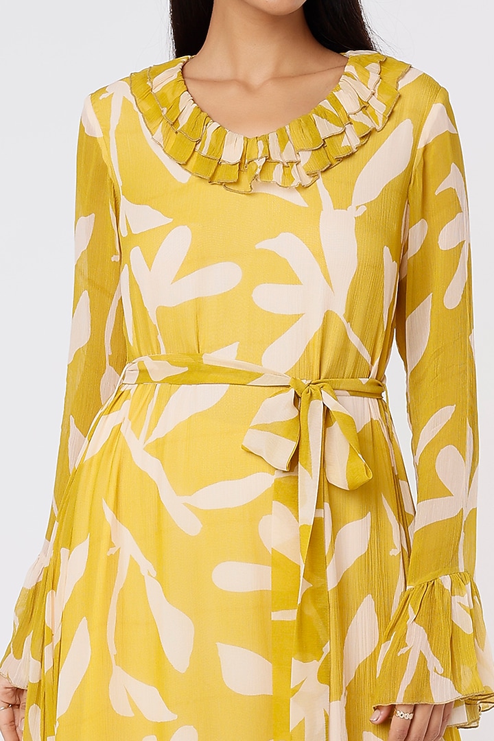 Mustard & Peach Printed Vacation Dress by Koai at Pernia's Pop Up Shop