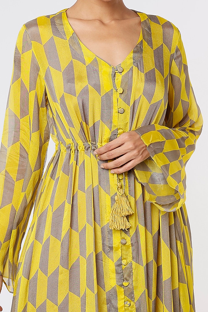 Mustard & Grey Printed Kaftan by Koai at Pernia's Pop Up Shop