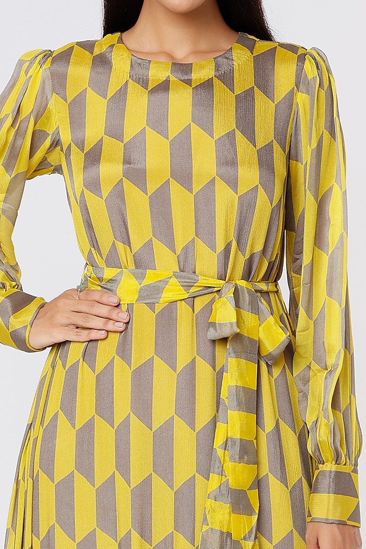 Mustard & Grey Printed Maxi Vacation Dress With Belt by Koai at Pernia's Pop Up Shop