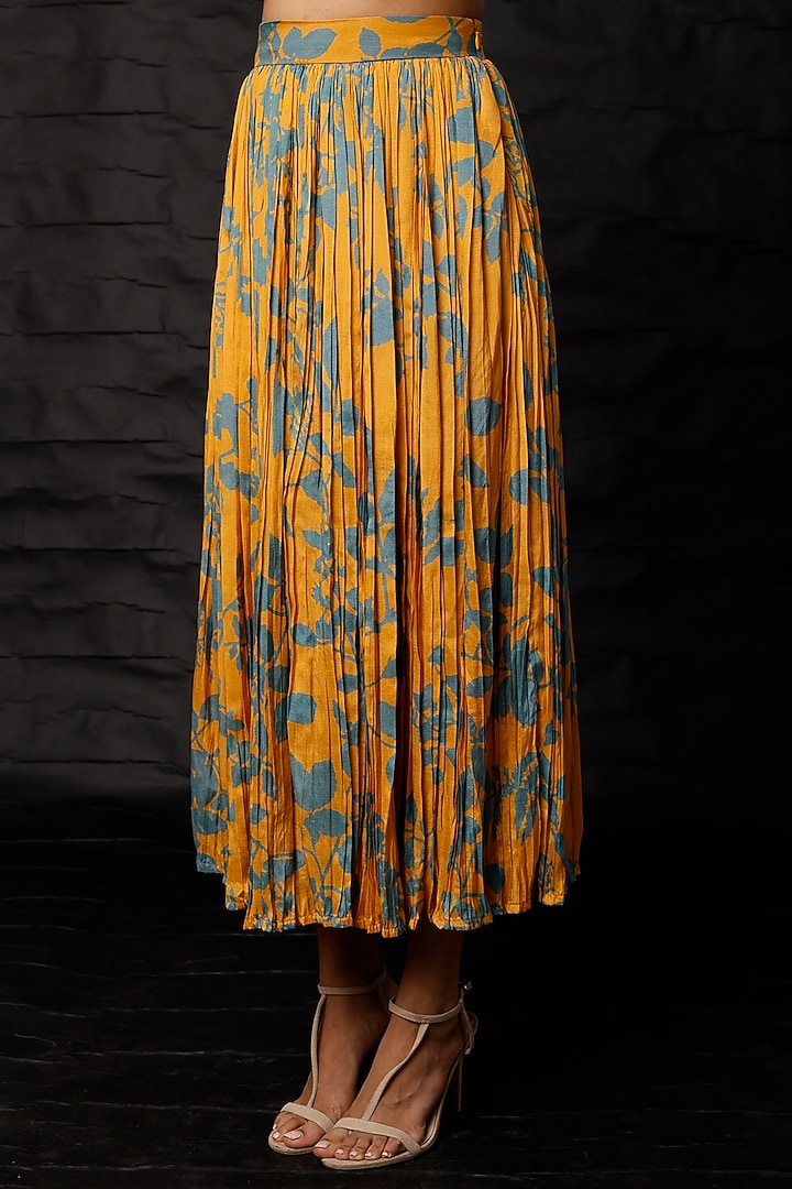 Mustard & Blue Printed Pleated Skirt by Koai at Pernia's Pop Up Shop