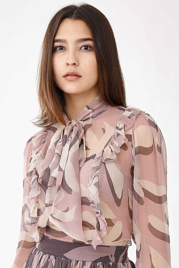 Pink & Cream Floral Top by Koai at Pernia's Pop Up Shop