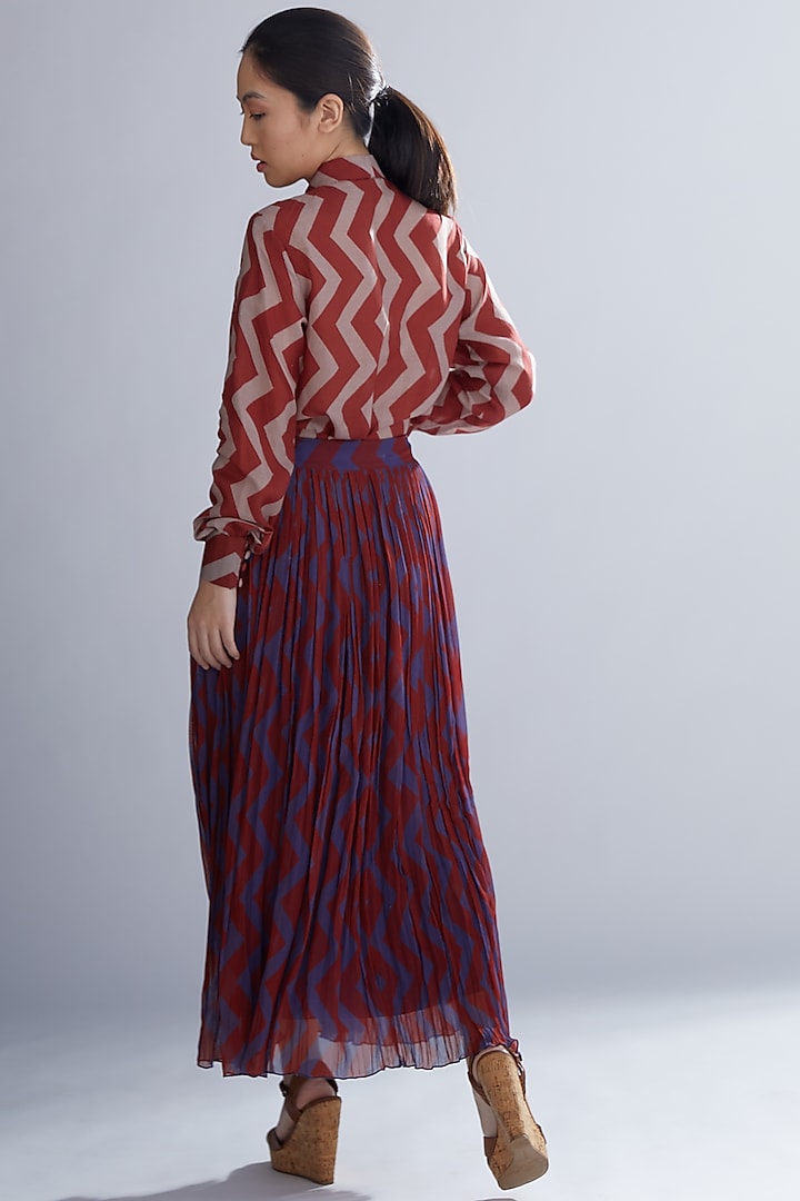 Peach Shirt With Zig Zag Pattern by Koai at Pernia's Pop Up Shop