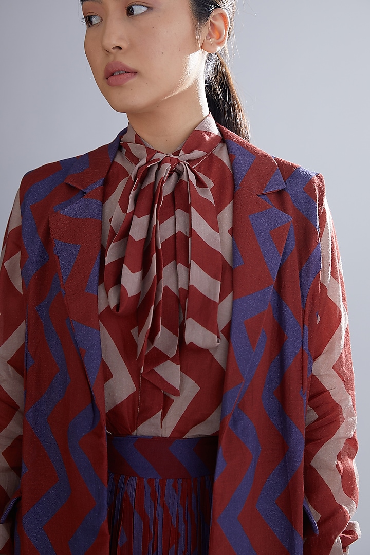 Peach Shirt With Zig Zag Pattern by Koai at Pernia's Pop Up Shop