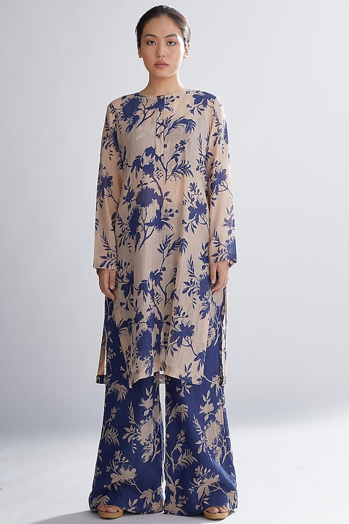 Blue & Peach Floral Kurta by Koai at Pernia's Pop Up Shop