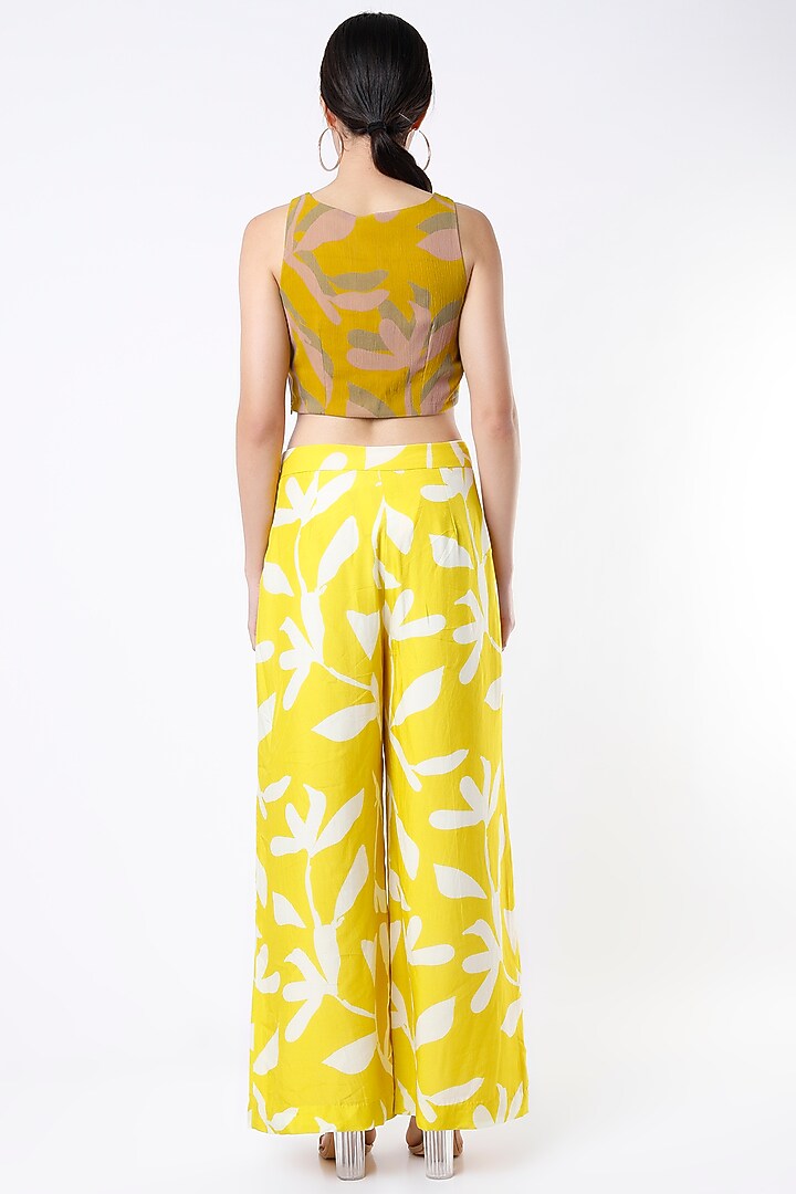 Mustard Digital Printed Blouse by Koai at Pernia's Pop Up Shop