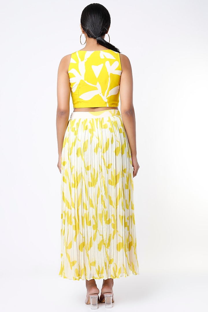 Mustard Floral Printed Skirt by Koai at Pernia's Pop Up Shop