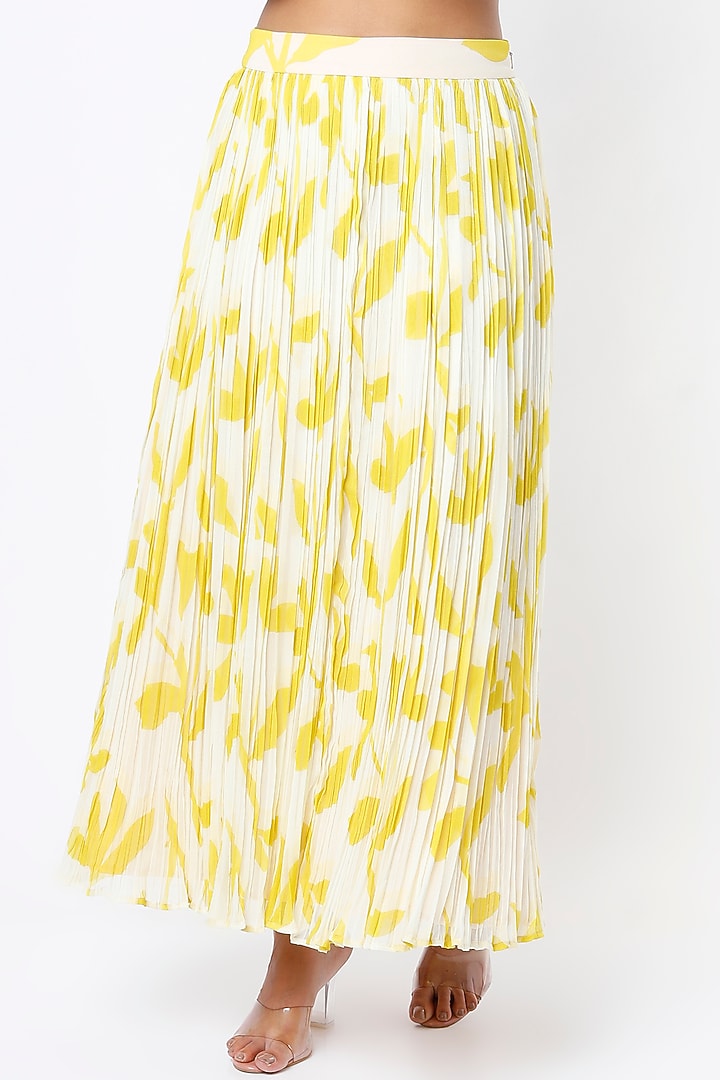 Mustard Floral Printed Skirt by Koai at Pernia's Pop Up Shop