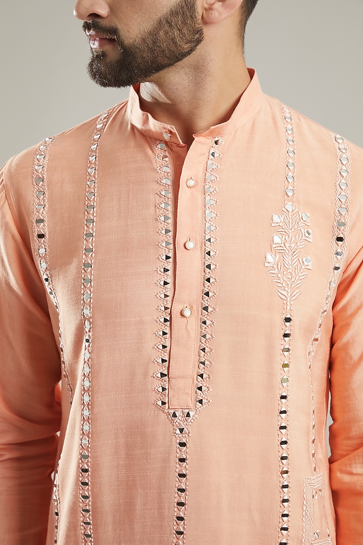 Peach Silk Mirror Hand Embroidered Kurta Set by KODEXRAUL at Pernia's Pop Up Shop