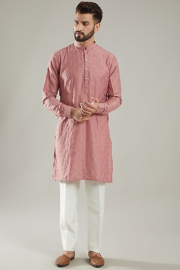 Old Rose Silk Sequins Embroidered Bundi Set by KODEXRAUL at Pernia's Pop Up Shop
