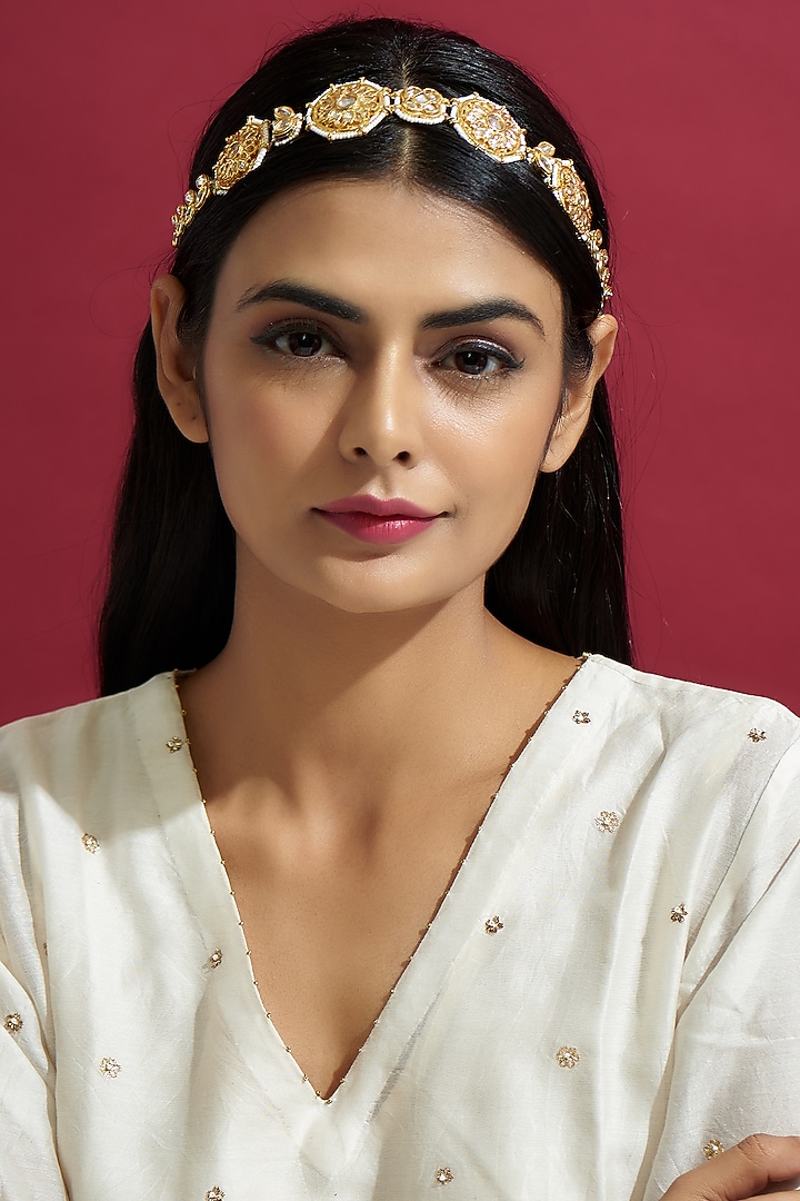 Gold Finish Kundan Polki Sheeshpatti by Kohar By Kanika at Pernia's Pop Up Shop
