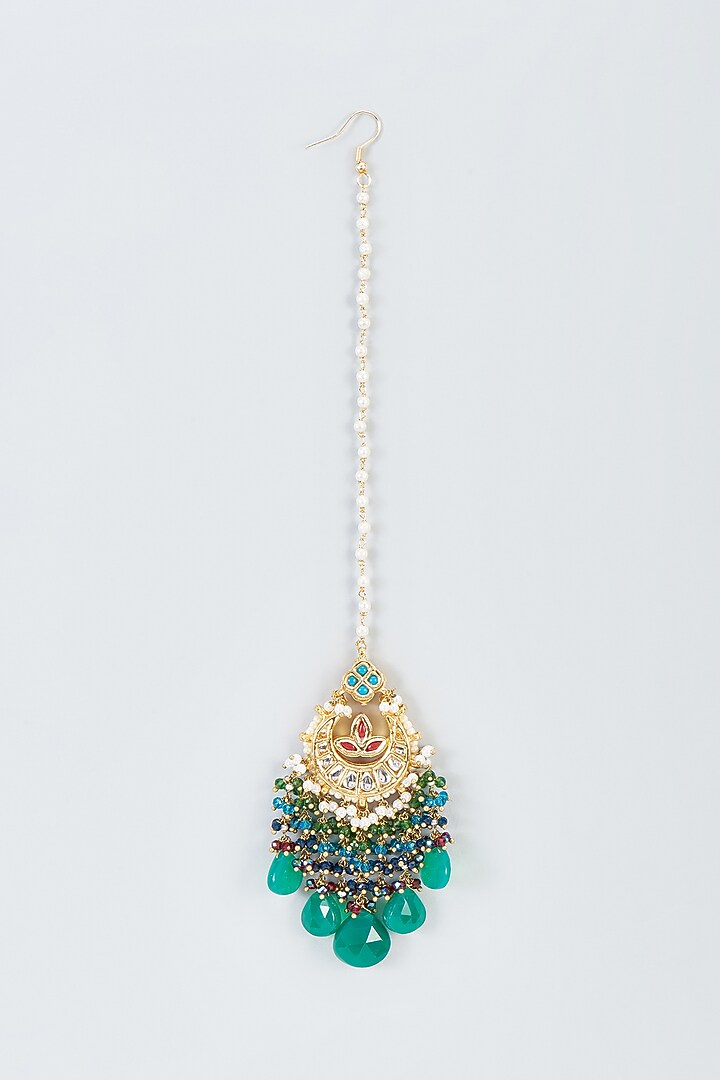 Gold Finish Kundan Polki Handcrafted Maang Tikka by Kohar By Kanika at Pernia's Pop Up Shop
