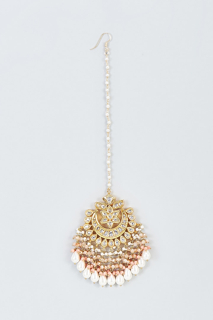 Gold Finish Kundan Polki Handcrafted Maang Tikka by Kohar By Kanika at Pernia's Pop Up Shop