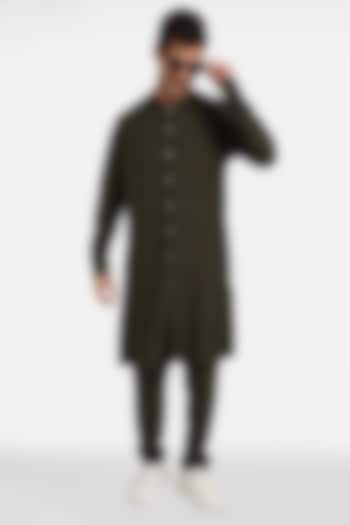 Green Cotton Handcrafted Kurta Set by Komal Kothari at Pernia's Pop Up Shop