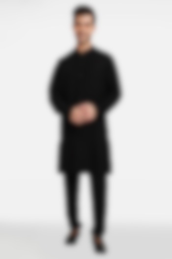 Black Cotton Handcrafted Kurta Set by Komal Kothari at Pernia's Pop Up Shop