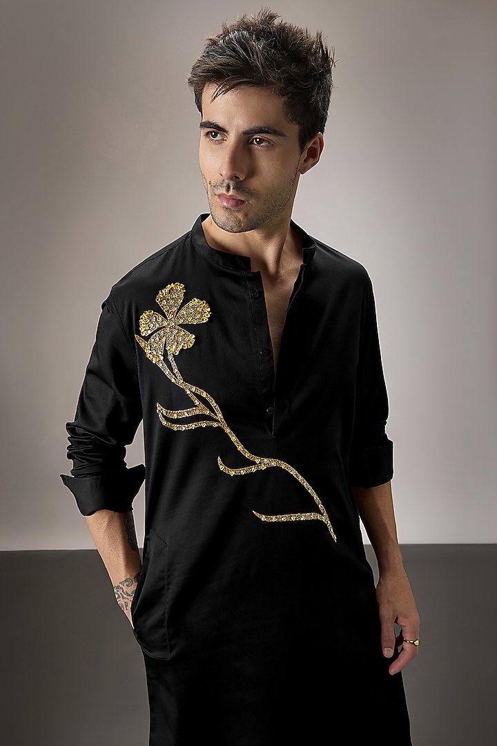Black Cotton Hand Embroidered Kurta by Komal Kothari at Pernia's Pop Up Shop