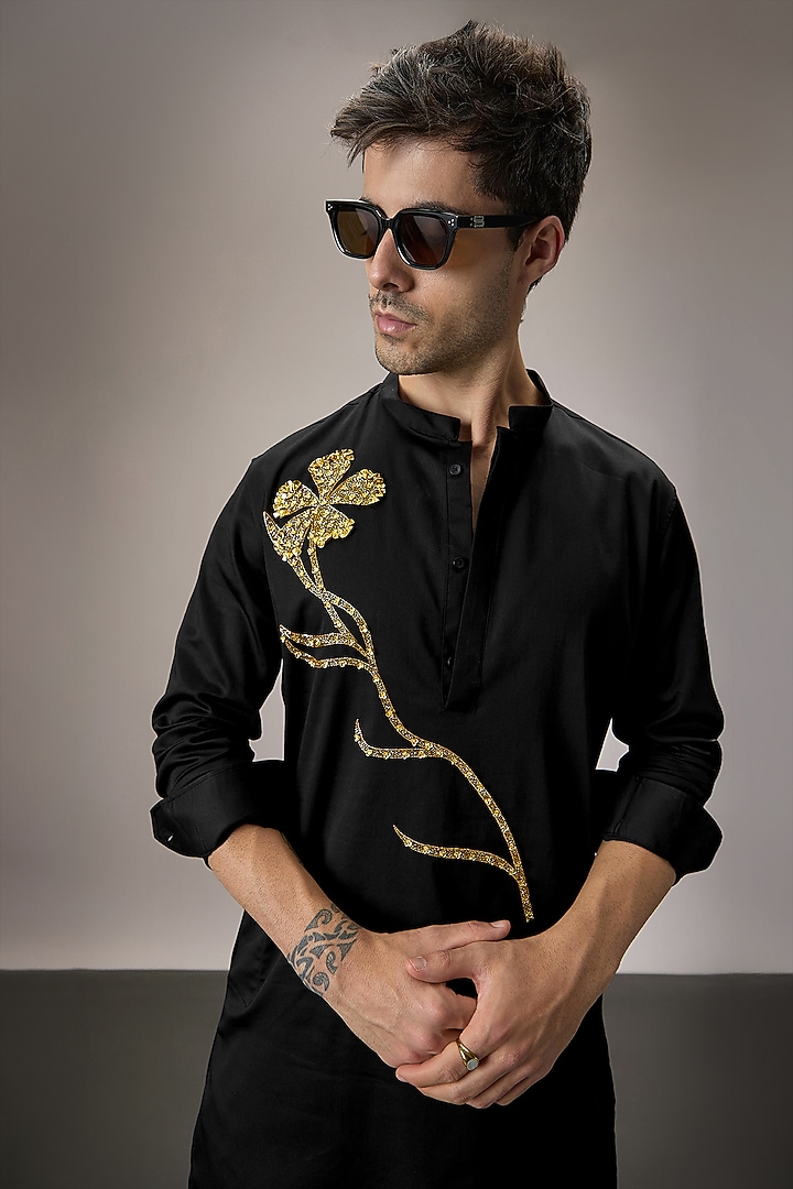 Black Cotton Hand Embroidered Kurta by Komal Kothari at Pernia's Pop Up Shop