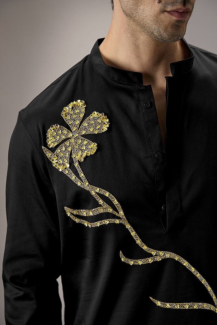 Black Cotton Hand Embroidered Kurta by Komal Kothari at Pernia's Pop Up Shop