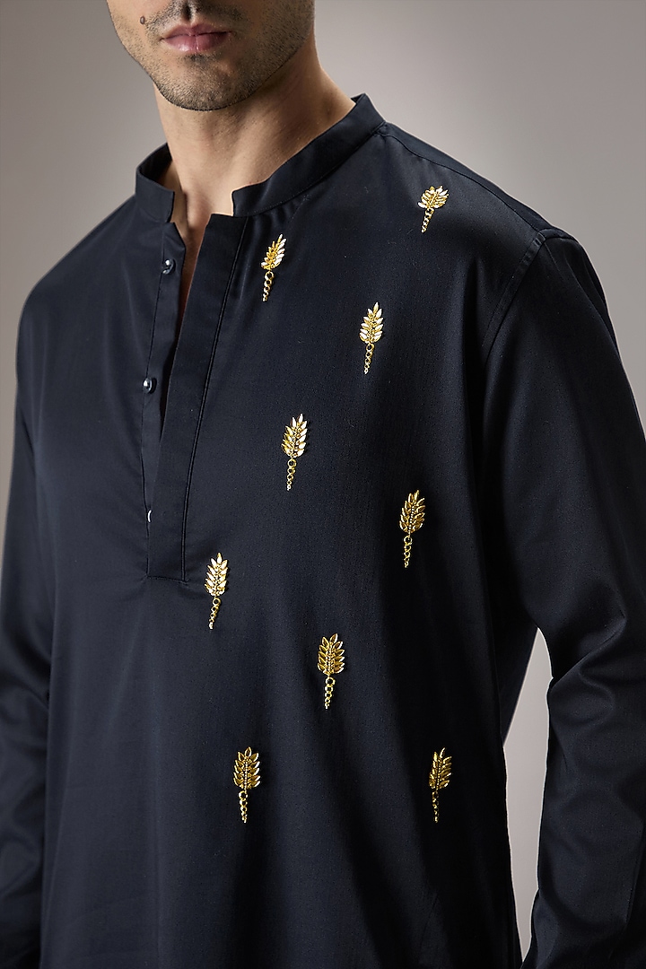 Navy Blue Cotton Hand Embroidered Kurta by Komal Kothari at Pernia's Pop Up Shop